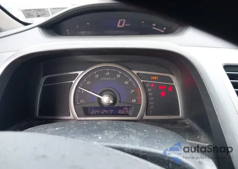 2010 Honda Civic Lx z USA, uszkodzony, nr VIN 2HGFA1F52AH541372